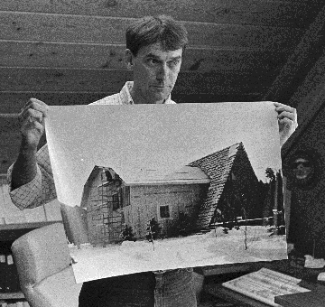 Paul Ries shows photograph of illegal addition